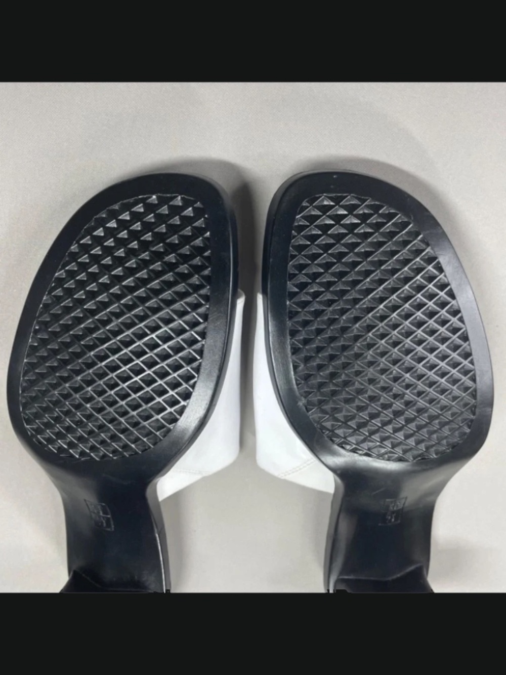 NEW Aerosoles Shoes Womens 9.5 white black leather local time heels cocktail - Picture 8 of 12